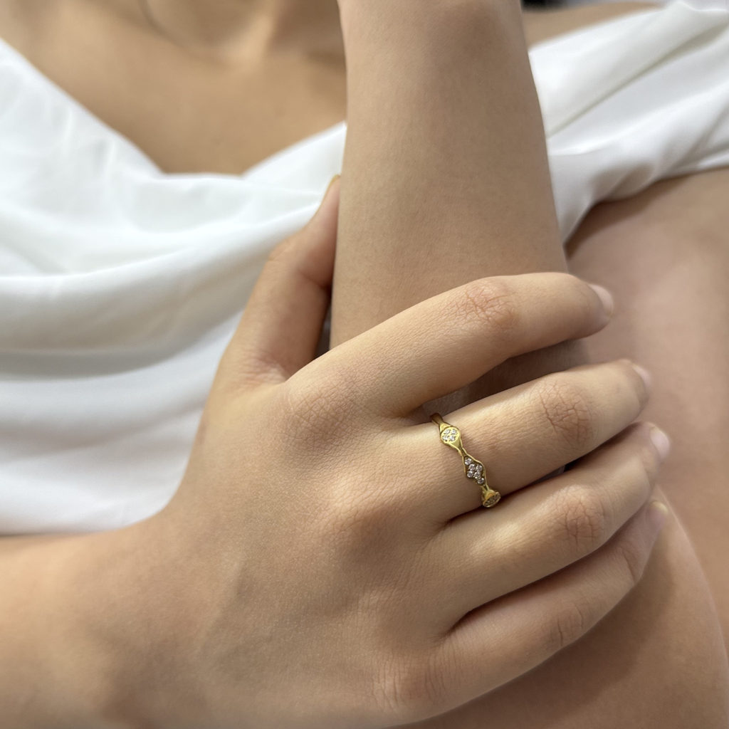 Elara Crystal Wave Ring