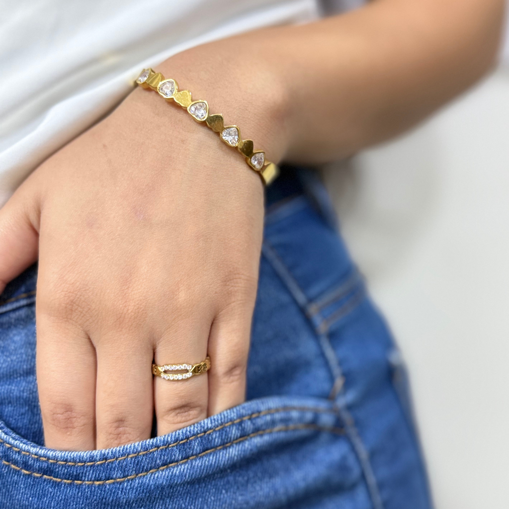 Seraphina Crystal Link Ring